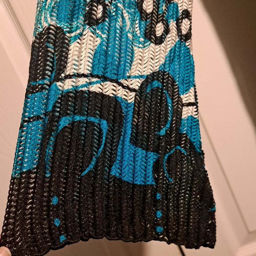 Vince Camuto Beaded Patterned Dress - Picture 6 of 7